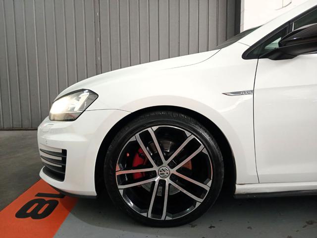 Volkswagen Golf GTD 2.0 TDI DSG 5p. +DISTRIBUZIONE OK! +LEVE A VOLANTE - foto 2 di 4