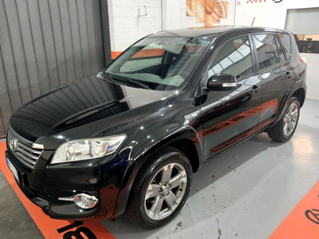 Toyota RAV 4 RAV4 Crossover AUTOMATICA+RETROCAMERA!!, del 2011, 133.000 km, in vendita a Caravaggio (BG)
