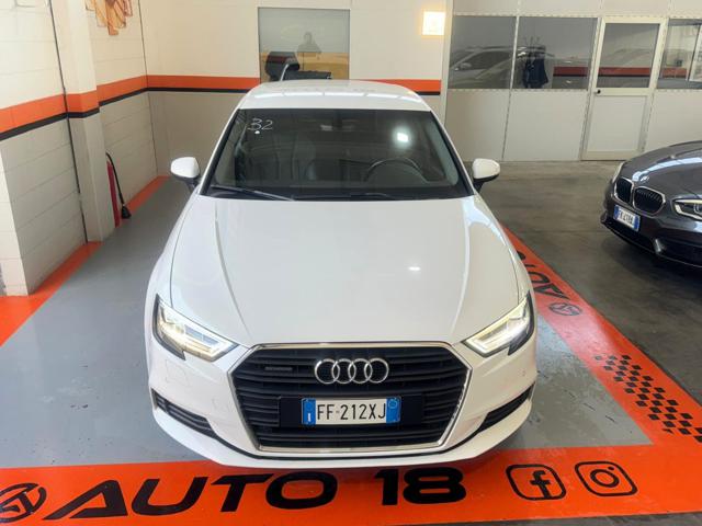 Audi A3 SPB 2.0 TDI 184 CV Quattro + TAGLIANDI CASA MADRE - foto 2 di 4