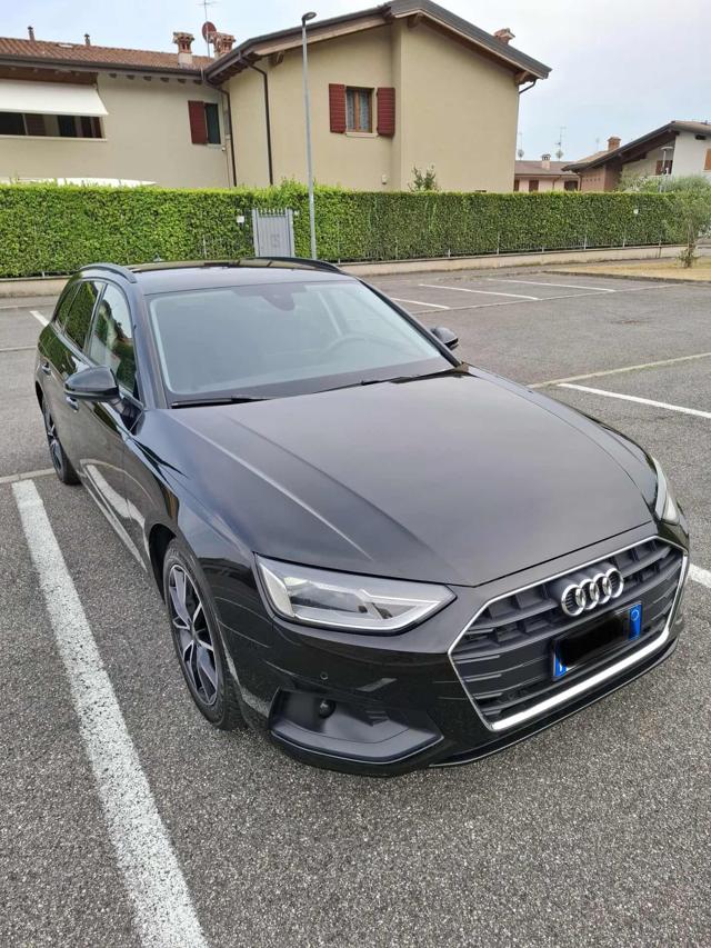Audi A4 avant - foto 2 di 4