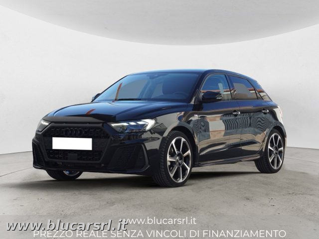Audi A1 Sportback 30 TFSI S tronic Identity Black usato a MARCIANISE