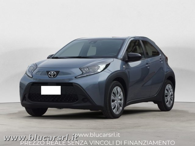 Toyota Aygo X 1.0B (72 CV) Active S-CVT usato a MARCIANISE