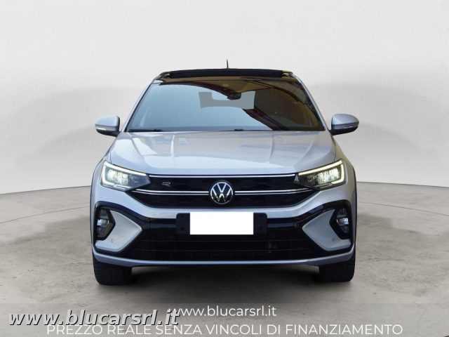 Volkswagen Taigo 1.0 TSI 110 CV R-Line, del 2023, 74.532 km, in vendita a Marcianise (CE)