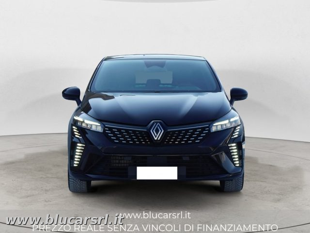 Renault Clio 1.0 TCe 67KW TECHNO, del 2025, 24.992 km, in vendita a Marcianise (CE)