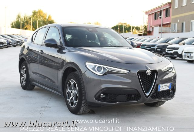 Alfa Romeo Stelvio 2.2 TD 190 CV Super Business AT8 Q4, del 2023, 84.716 km, in vendita a Marcianise (CE)