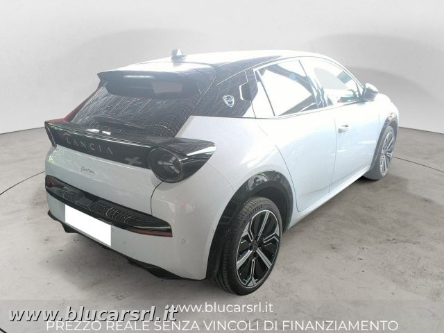 Lancia Ypsilon Ibrida Ibrido 100cv LX e-DCT - foto 2 di 4