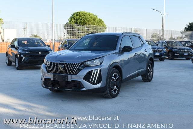Peugeot 2008 PureTech 100 Allure S/S, del 2024, 25.598 km, in vendita a Marcianise (CE)