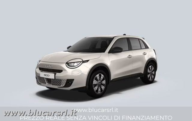Fiat 600 1.2 Hybrid 145cv Pop, del 2025, 16.461 km, in vendita a Marcianise (CE)