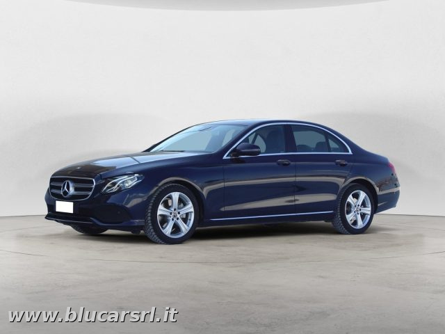 Mercedes-Benz CLA sse E E220d 4Matic Auto Sport - foto 2 di 4