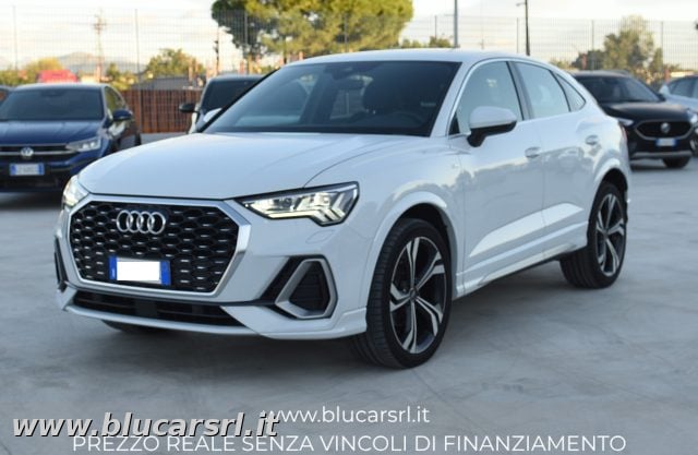 Audi Q3 Sportback 35 TDI S Line Edition - foto 2 di 4
