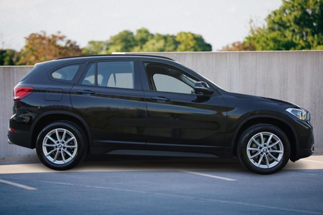 BMW X1 sDrive18d Business Advantage - foto 3 di 4