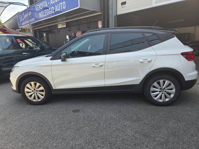 SEAT Arona 1.6 TDI 95 CV DSG Style - foto 2 di 4