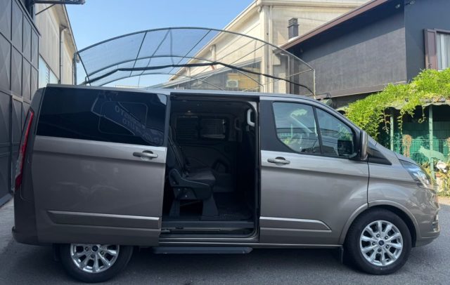 Ford Tourneo Custom 310 2.0 TDCi 170CV aut. PC Titanium GANCIO TRAIMO - foto 4 di 18