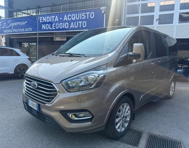 Ford Tourneo Custom 310 2.0 TDCi 170CV aut. PC Titanium GANCIO TRAIMO, del 2018, 130.000 km, in vendita a Bareggio (MI)