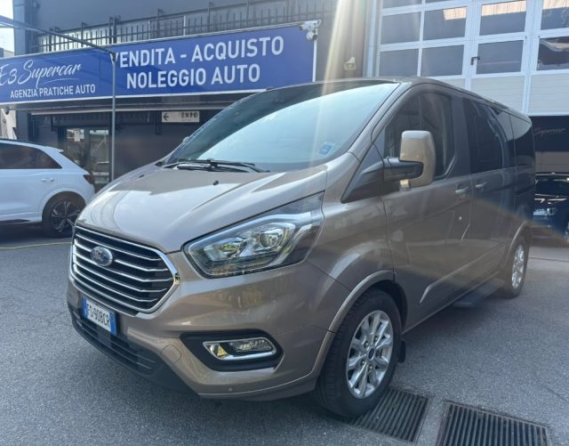 Ford Tourneo Custom 310 2.0 TDCi 170CV aut. PC Titanium GANCIO TRAIMO, del 2018, 130.000 km, in vendita a Bareggio (MI)