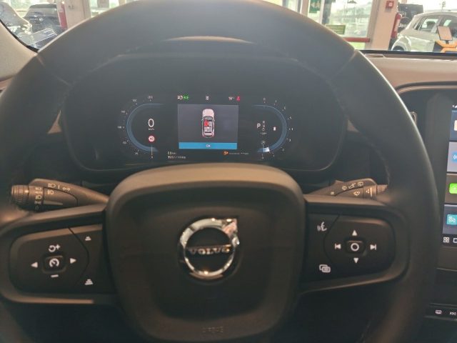 Volvo XC40 T3 BENZINA - foto 3 di 4