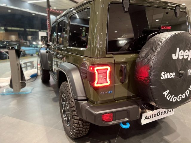 Jeep Wrangler Unlimited 2.0 PHEV ATX 4xe Rubicon - foto 3 di 4