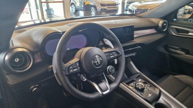 Alfa Romeo Tonale 1.5 175 CV MHEV TCT7 Ti + Techno - foto 2 di 3