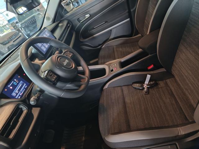Jeep Avenger 1.2 Turbo 110 CV MHEV Longitude - foto 3 di 4