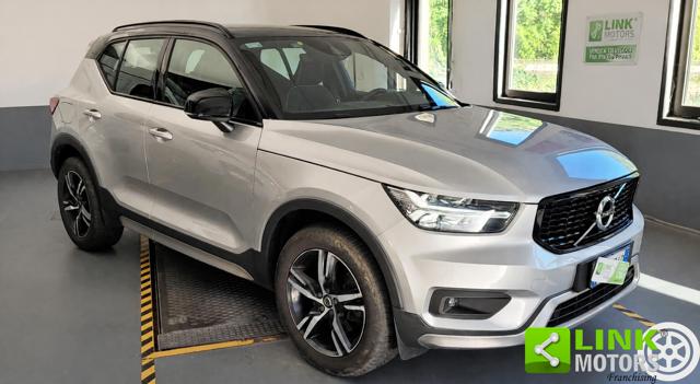Volvo XC40 D4 AWD Geartronic R-design - foto 2 di 12