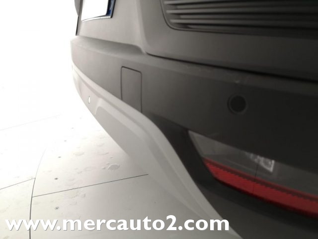 Renault Captur TCe 12V 100 CV GPL Business, del 2022, 18.400 km, in vendita a Tezze Sul Brenta (VI)