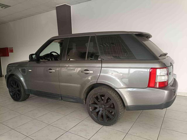Land Rover Range Rover Sport 2.7 TDV6 SE Plus - foto 3 di 4