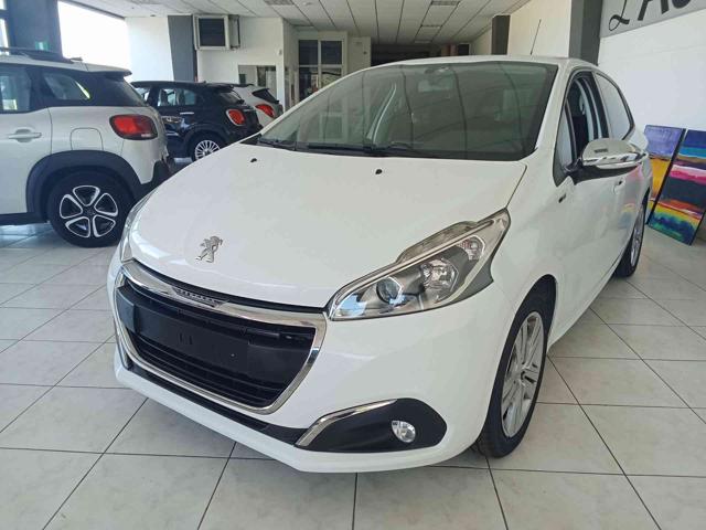 Peugeot 208 1° serie PureTech 82 5 porte Allure usato a MONDOLFO