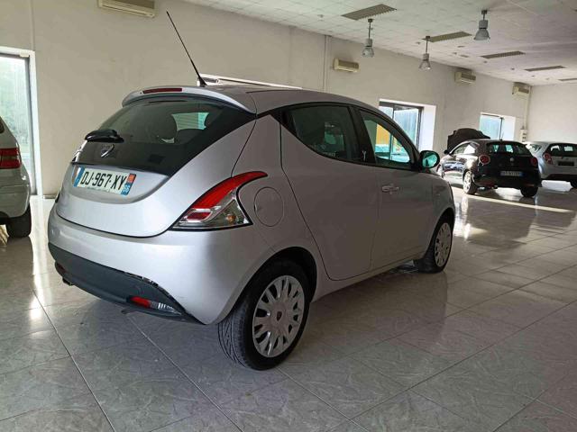 Lancia Ypsilon 1.2 Gold benzina - foto 3 di 4