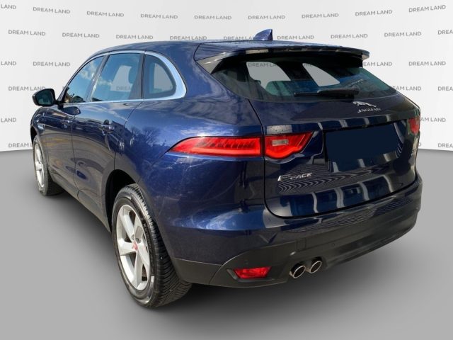 Jaguar F-Pace 2.0 D 180 CV aut. Prestige - foto 3 di 4
