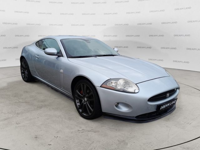 Jaguar XK 4.2 V8 Coup� - foto 3 di 4