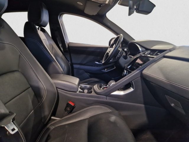 Jaguar E-Pace 2.0D I4 204 CV AWD Auto R-Dynamic S - foto 4 di 4