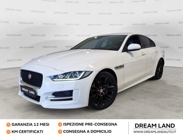 Jaguar XE 2.0 D Turbo 180CV aut. R-Sport, del 2016, 96.000 km, in vendita a Livorno (LI)