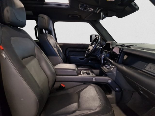 Land Rover Defender 90 3.0D I6 300 CV AWD Auto X-Dynamic HSE - foto 4 di 4