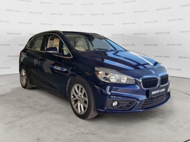 BMW 216 d Active Tourer Luxury - foto 3 di 4