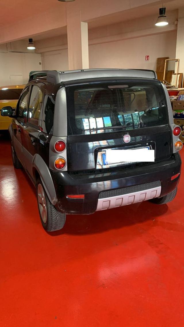 Fiat Panda Cross 4x4 - foto 2 di 4