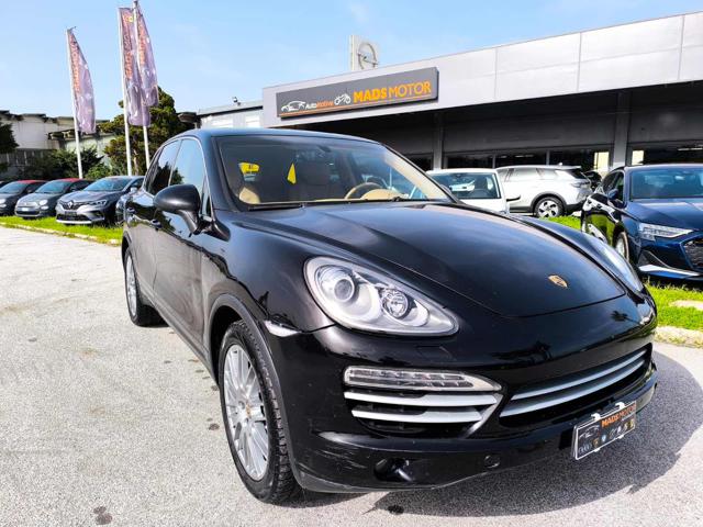 Porsche Cayenne 3.0 Diesel 250CV Platinum Edition, del 2014, 165.000 km, in vendita a Milazzo (ME)