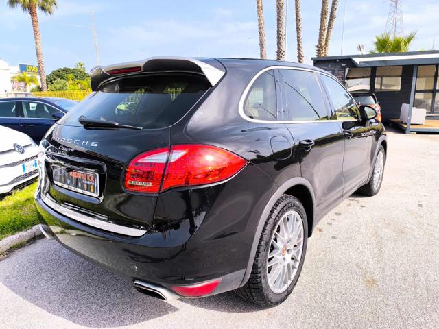 Porsche Cayenne 3.0 Diesel 250CV Platinum Edition - foto 4 di 4