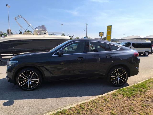 BMW X6 xDrive30d 48V xLine - foto 3 di 4