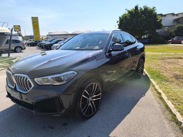 BMW X6 xDrive30d 48V xLine - foto 2 di 4