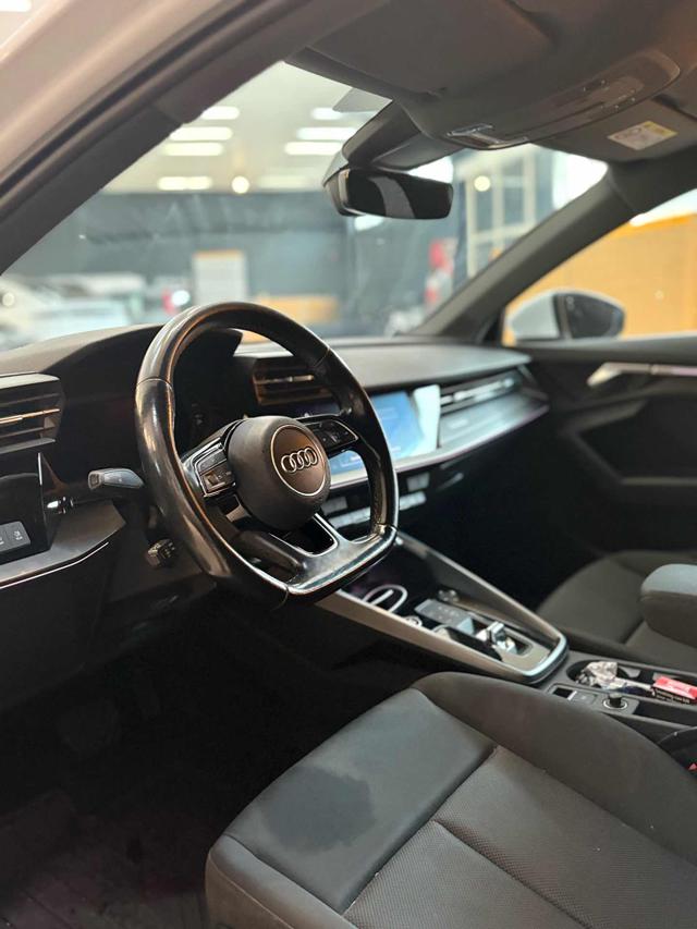 Audi A3 SPB 30 TFSI S tronic S line edition - foto 4 di 4