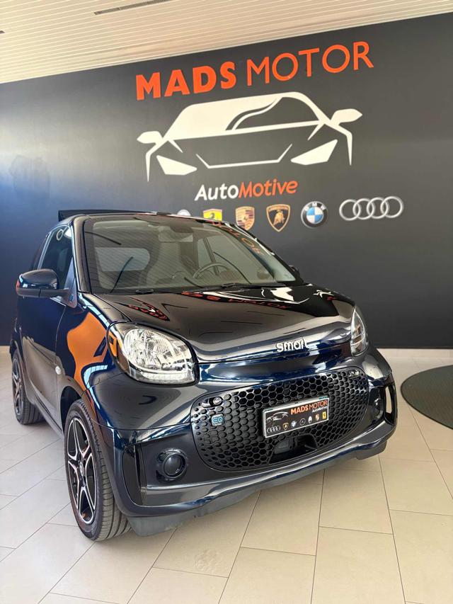smart forTwo EQ cabrio Prime, del 2022, 25.000 km, in vendita a Milazzo (ME)