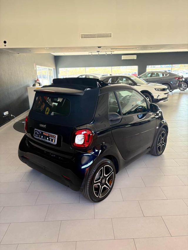 smart forTwo EQ cabrio Prime - foto 4 di 4