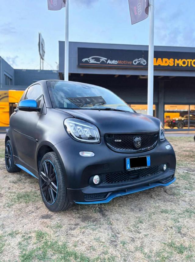 smart forTwo 70 1.0 twinamic BRABUS Style, del 2019, 66.000 km, in vendita a Milazzo (ME)