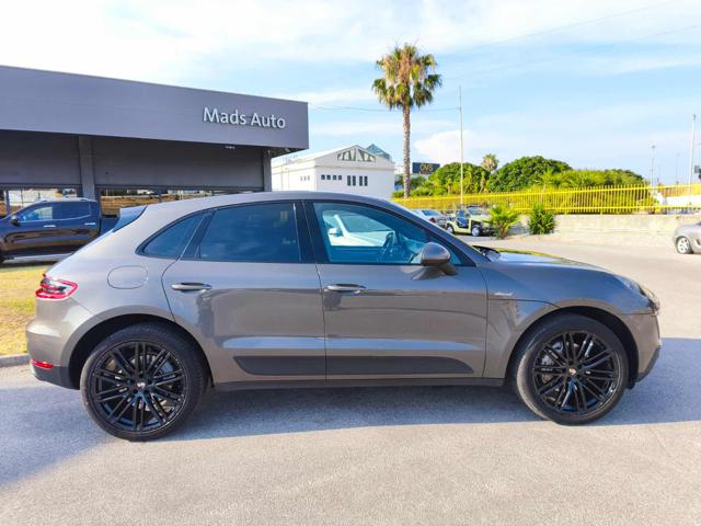 Porsche Macan 3.0 Diesel S - foto 3 di 4