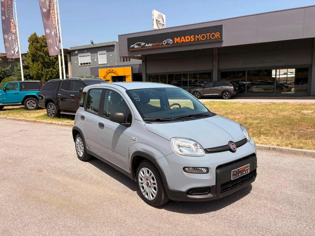 Fiat Panda 1.0 FireFly S&S Hybrid, del 2022, 52.800 km, in vendita a Milazzo (ME)