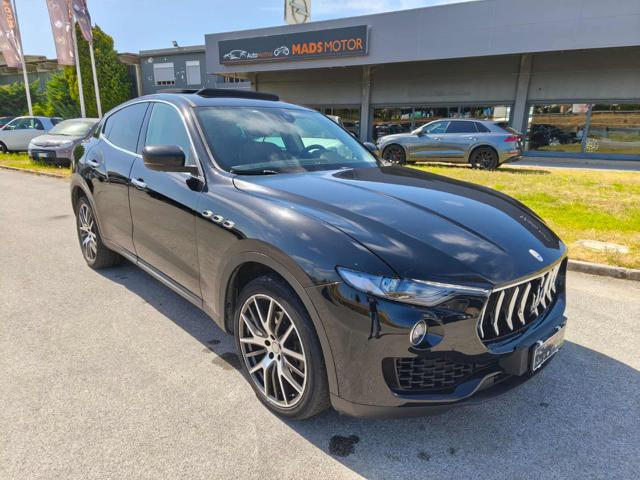 Maserati Levante V6 Diesel 275 CV AWD, del 2016, 169.900 km, in vendita a Milazzo (ME)
