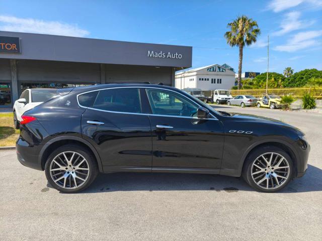 Maserati Levante V6 Diesel 275 CV AWD - foto 3 di 4
