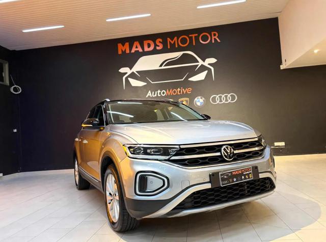 Volkswagen T-Roc 1.0 TSI R-Line - foto 2 di 4