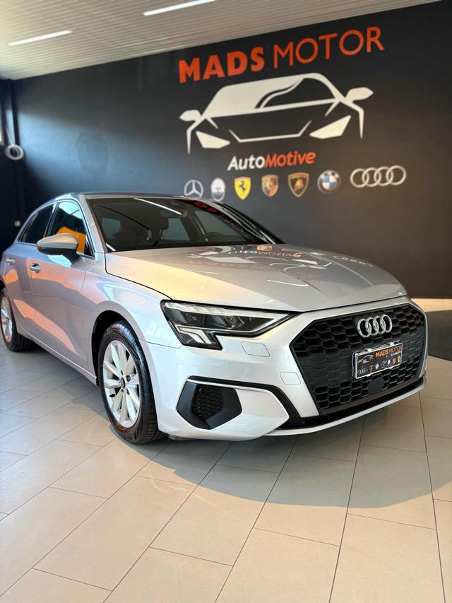 Audi A3 SPB 30 TDI S tronic - foto 3 di 4