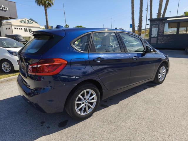 BMW 218 d Active Tourer - foto 3 di 4